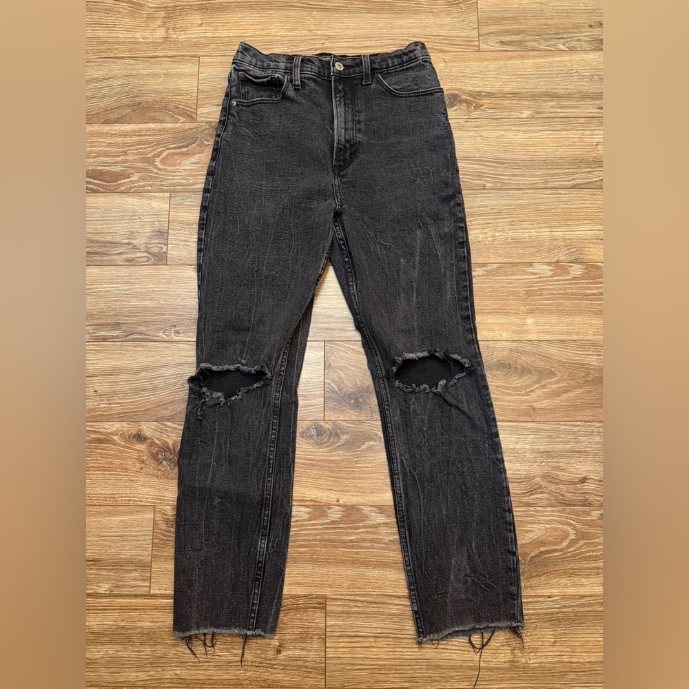 Abercrombie Faded Black Distressed Ultra High Rose Mom Jeans size 27 4R